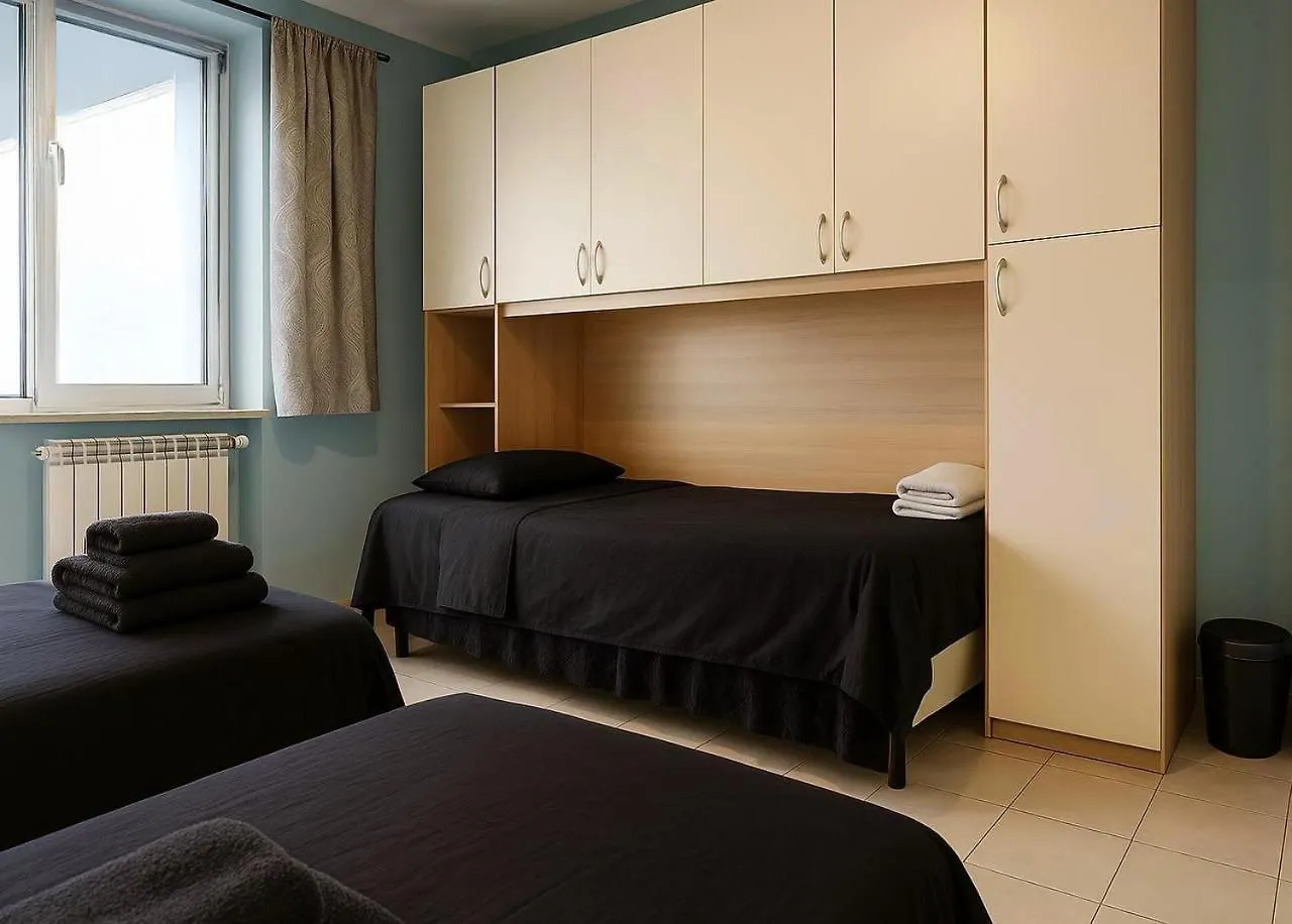 Room Malpensa - Servizio Taxi Mxp Da 20 Euro Lonate Pozzolo